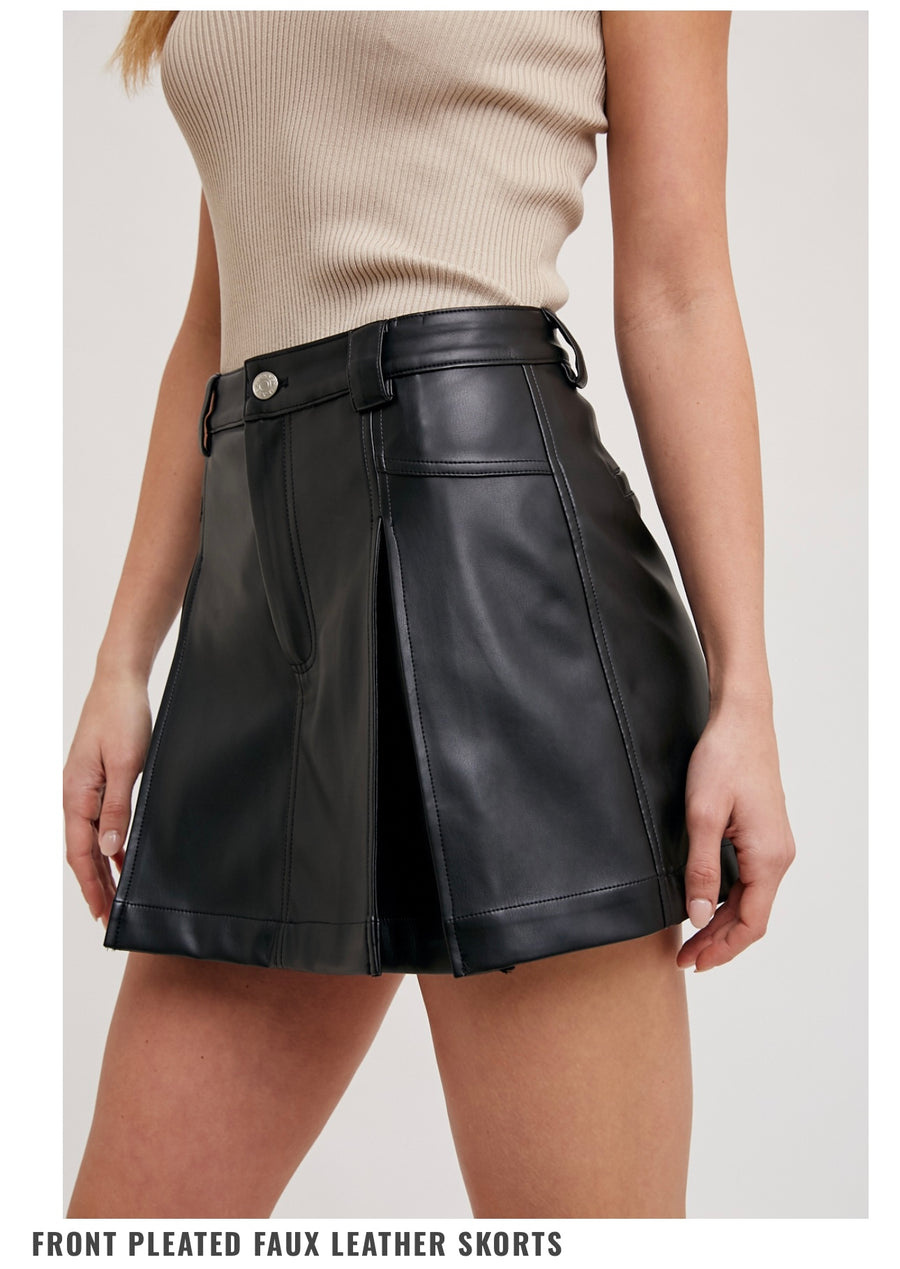 DALANI PLEATHER SKORT